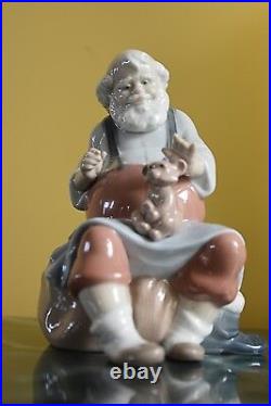 Lladro Vintage Old Man & Dog High Levels Of Detail