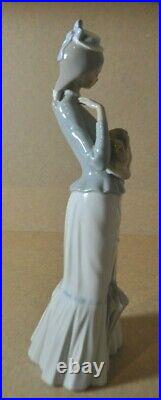 Lladro WALK WITH THE DOG # 4893 Glazed Porcelain Figurine No Box 14