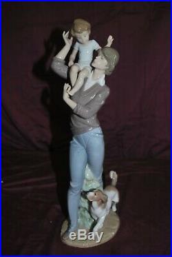 Lladro Walk with Father Holding Child and Puppy Dog Gloss Finish Figurine 5751