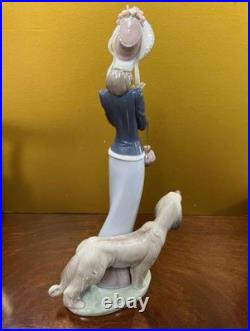 Lladro Walking Dog Figurine Lady