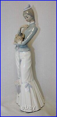 Lladro Walking with the Puppy Dog by Jose Roig #4893 Retired Vintage 1974 MINT