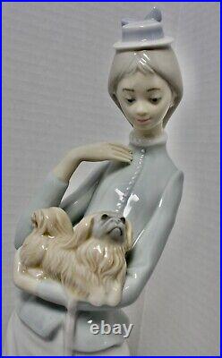Lladro Walking with the Puppy Dog by Jose Roig #4893 Retired Vintage 1974 MINT
