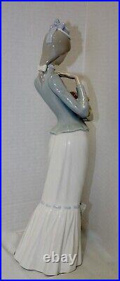 Lladro Walking with the Puppy Dog by Jose Roig #4893 Retired Vintage 1974 MINT