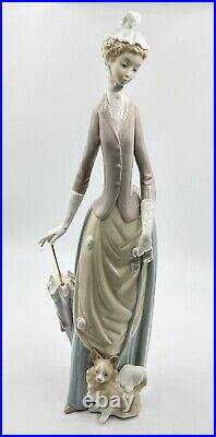 Lladro Woman With Dog Figurine Dama De Bulevar Parasol 4761 Excellent Cond