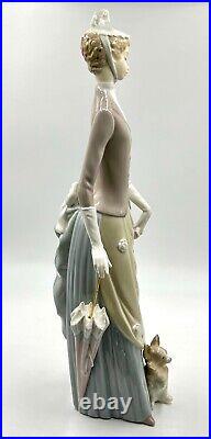 Lladro Woman With Dog Figurine Dama De Bulevar Parasol 4761 Excellent Cond