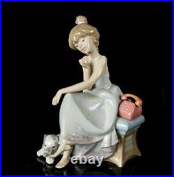 Lladro -chit Chat- Figure Model 5466 Girl Lady Telephone Dog Puppy Dalmatian Box