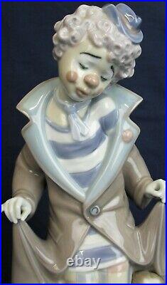 Lladro clown with dogs SURPRISE model 5901 produced 1992-2010