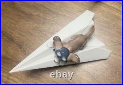 Lladro dog pilot airplane Elegant Graceful Formal Luxury Spain Figurine Japan