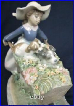 Lladro figure A BARROW OF FUN model 5460