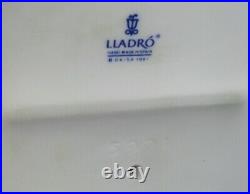 Lladro figure TAKE YOUR MEDICINE model 5921 produced 1992-1998