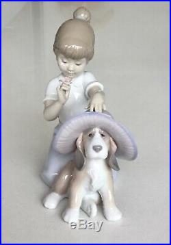 Lladro figure with dog An elegant touch In original box