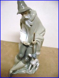 Lladro figurine 1094 THE BEGGAR 10.5 Resting with his walking stick & dog
