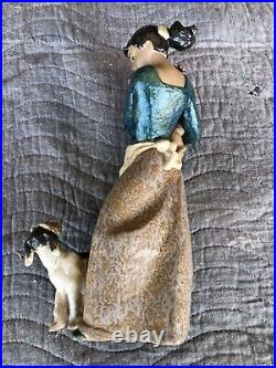 Lladro figurine 1988 Daisa Woman Holding Child with Dog