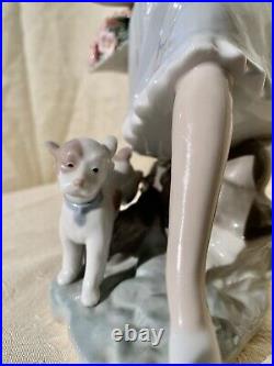 Lladro figurine Girl with flowers and dog