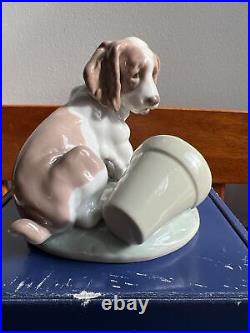 Lladro figurine It Wasn't Me 07672