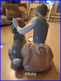 Lladro figurine girl feeding old English Sheepdog from the bowl glazed finish