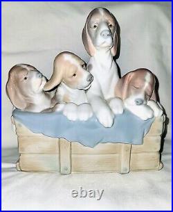Lladro figurine retired Puppies in Basket