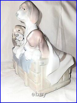 Lladro figurine retired Puppies in Basket