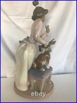 Lladro figurine young lady with dog and cat, 9tall 5wide, Black Legacy