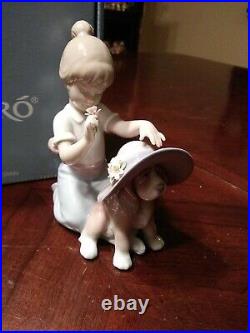 Lladro figurines collectibles retired #6862 An Elegant Touch Mint Box