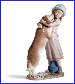 Lladro girl with a dog 01006903 A WARM WELCOME 6903 in original Box