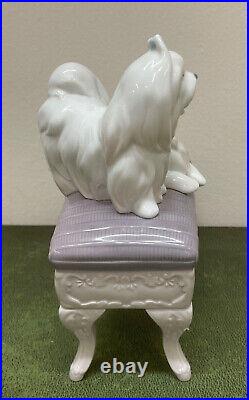 Lladro lladro Figurine Looking Pretty Maltese Dogs On Ottoman 6688