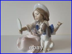 Lladro of Spain Who's the Fairest Porcelain Figurine #5468 In Original Box