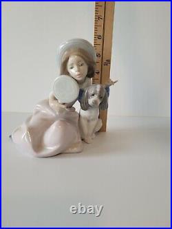 Lladro of Spain Who's the Fairest Porcelain Figurine #5468 In Original Box