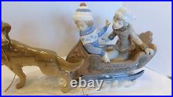 Llardo Porcelain Collectible Figurine 5037 Sleigh Ride Couple w Dog LARGE 19