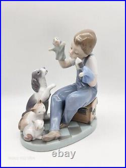 MARKED FINAL ISSUE RETIRED LLADRO #5736 PUPPET SHOW BOY WithDOGS & CATS FIGURINE