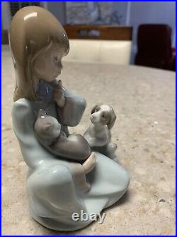 MINT Lladro Figurine #5640 Cat Nap Girl with Dog & Sleeping Cat