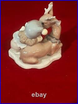 Merry Lladro #6897 A Well Earned Rest Santa's Magical Workshop-excellent/mint