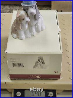 NAO BY LLADRO TOGETHER FOREVER 1480 GLOSSY PORCELAIN FIGURINE with ORIGINAL BOX