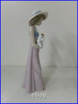 NAO By Lladro Pampered Poodle Figurine #1157 Excellent Condition Girl with Dog