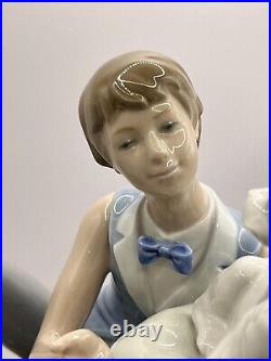 NAO by LLADRO BOY & DOG LARGE PORCELAIN FIGURINE Early 1977 Retired Model Large