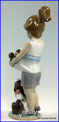 NEW LLADRO CAN I KEEP THEM #8690 LITTLE GIRL with MOTHER DOG & PUPPIES NIB
