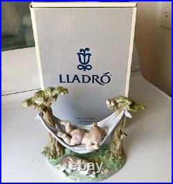 NIB Lladro Little Napmates #6853 Porcelain Figurine Mint Condition