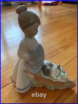 Nao By Lladro Figurine The Colors Of My Garden #1431