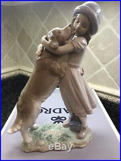New Lladro A Warm Welcome Figurine #6903 Brand Nib Girl Hugging Dog