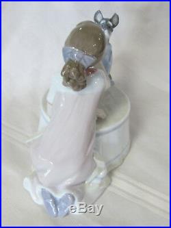 New Lladro Tea Time Girl Figurine #9197 Brand New In Box Dog Tea Party Save$f/sh