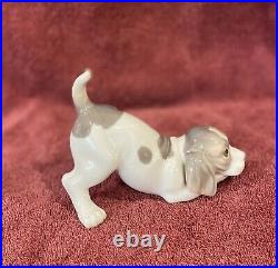 Pre Owned Vintage Lladro Porcelain Brown And White Beagle Playful Dog Figurine