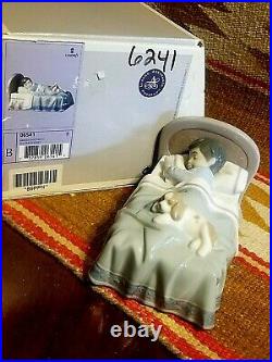 RARE FINE LLADRO COZY COMPANIONS #6541 w BOX BOY SLEEPING with DOG in BED