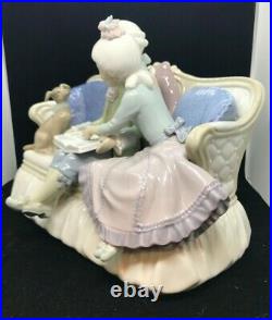 RARE LLADRO #5229 STORY TIME Boy Girl Dog on Couch Reading Book Excellent 1983