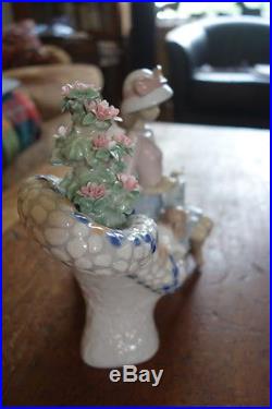 Rare Lladro Figurine Parque Guell Retired Girl On Bench With Dog #6661
