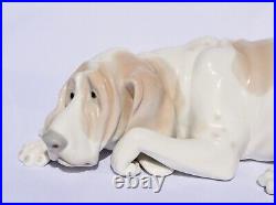 RARE Large Lladro OLD DOG Figurine 1067 / Bloodhound