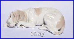 RARE Large Lladro OLD DOG Figurine 1067 / Bloodhound