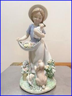 RARE Lladro Romp in the Garden #6907 Girl with dogs flowers 8-3/4 Tall