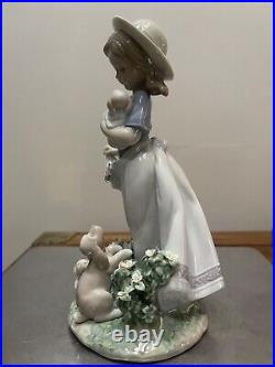 RARE Lladro Romp in the Garden #6907 Girl with dogs flowers 8-3/4 Tall