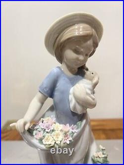 RARE Lladro Romp in the Garden #6907 Girl with dogs flowers 8-3/4 Tall