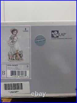 RARE Lladro Romp in the Garden #6907 Girl with dogs flowers 8-3/4 Tall